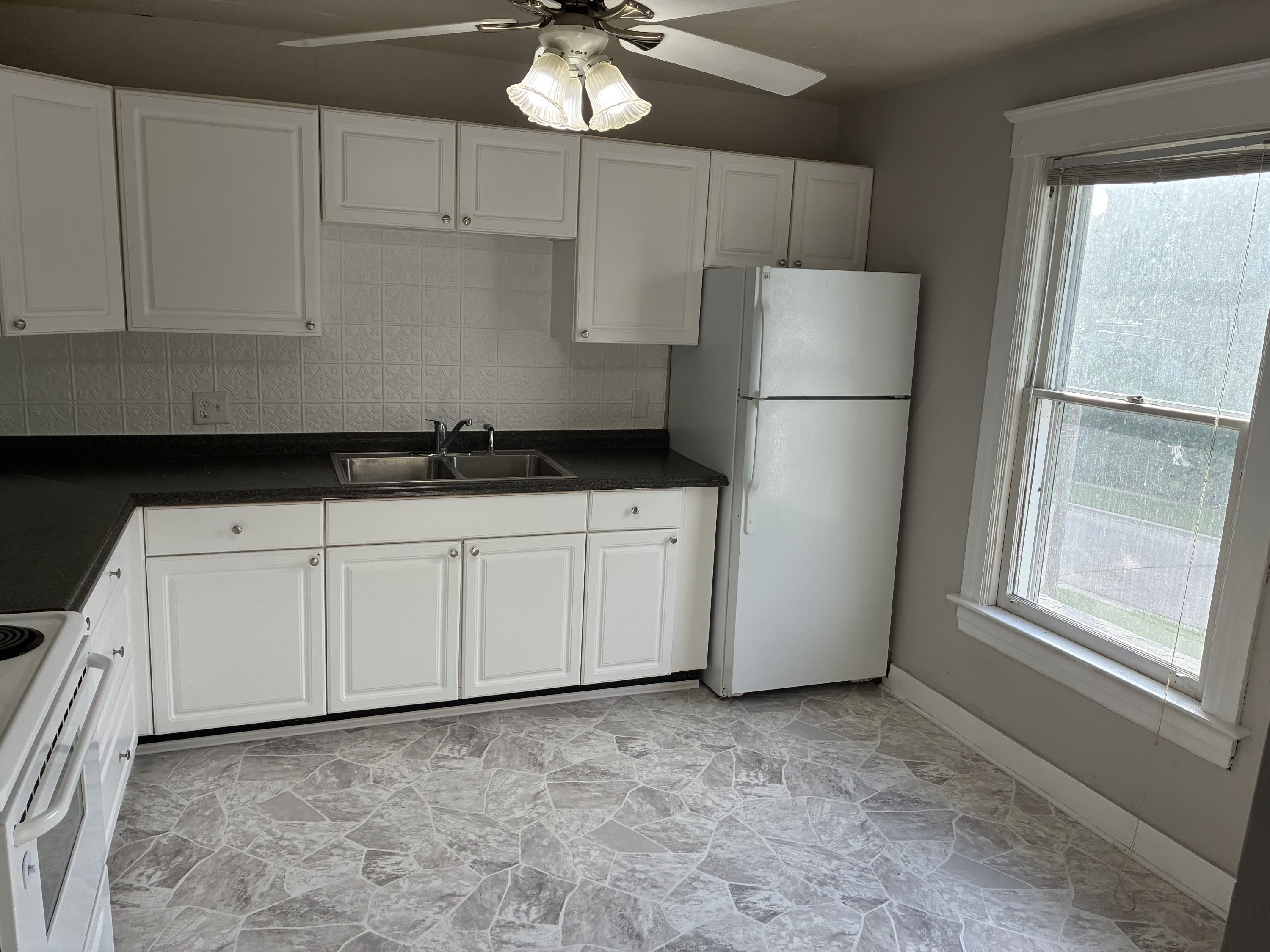 429 Central Avenue – photo 2