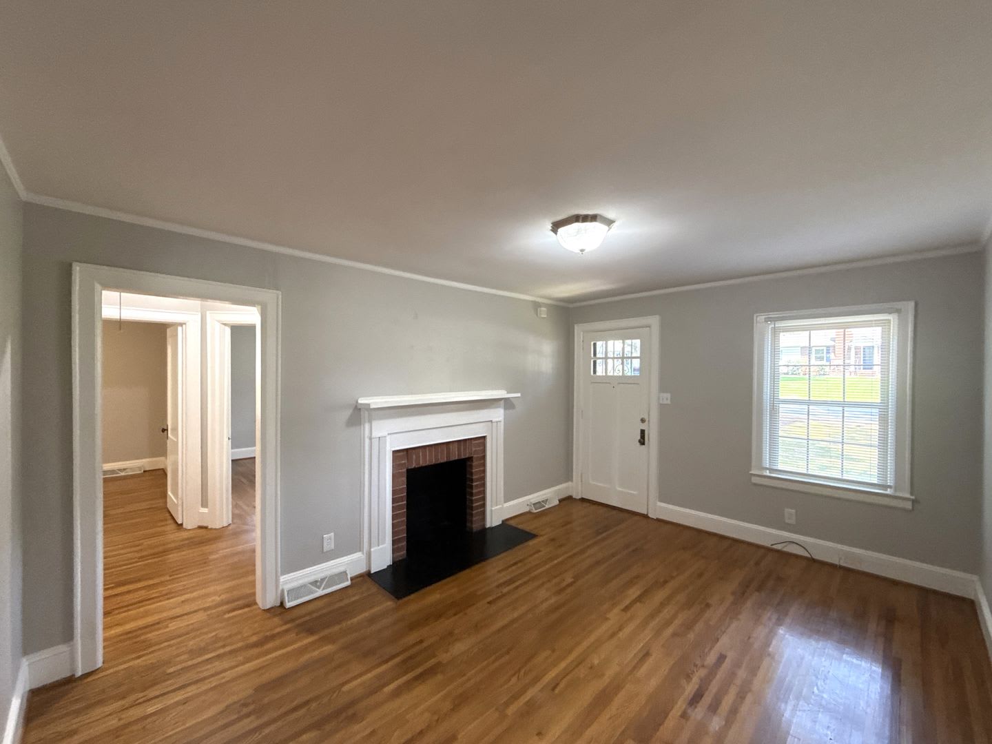 Cozy Home in the Oakhurst community – photo 2