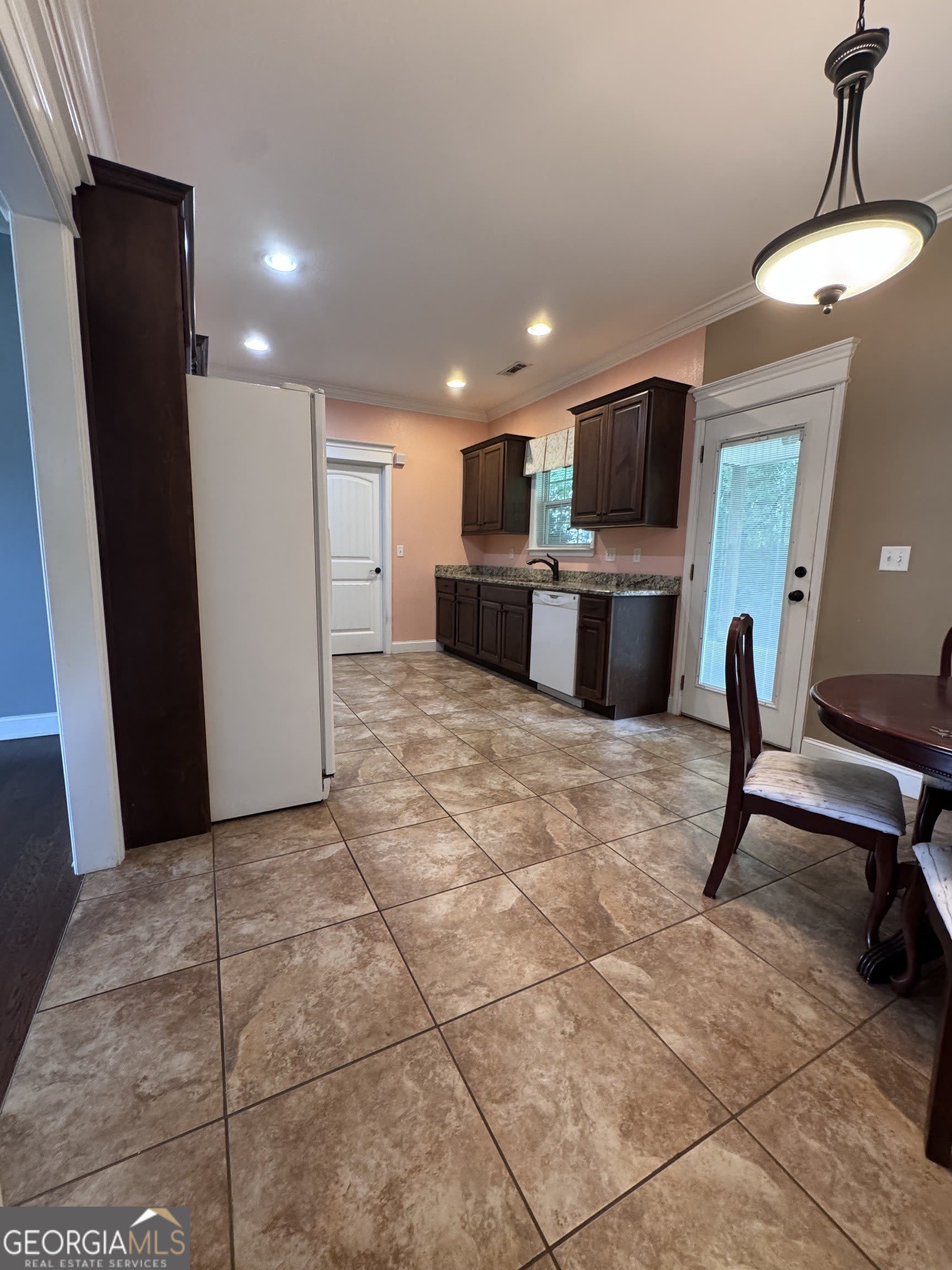 217 Guyler Street – photo 4
