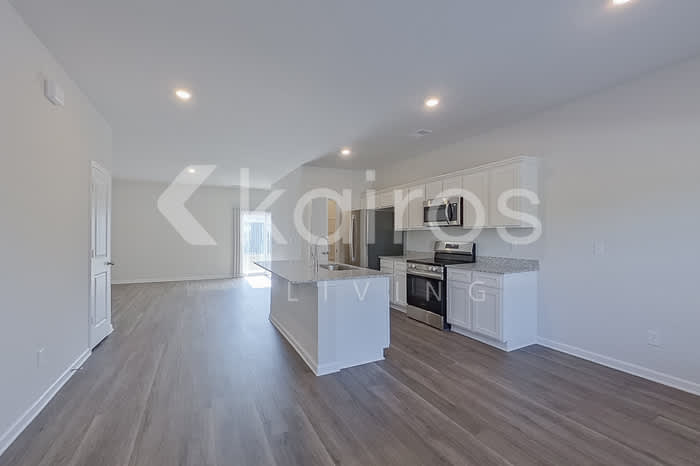 2461 Banyan Circle – photo 5