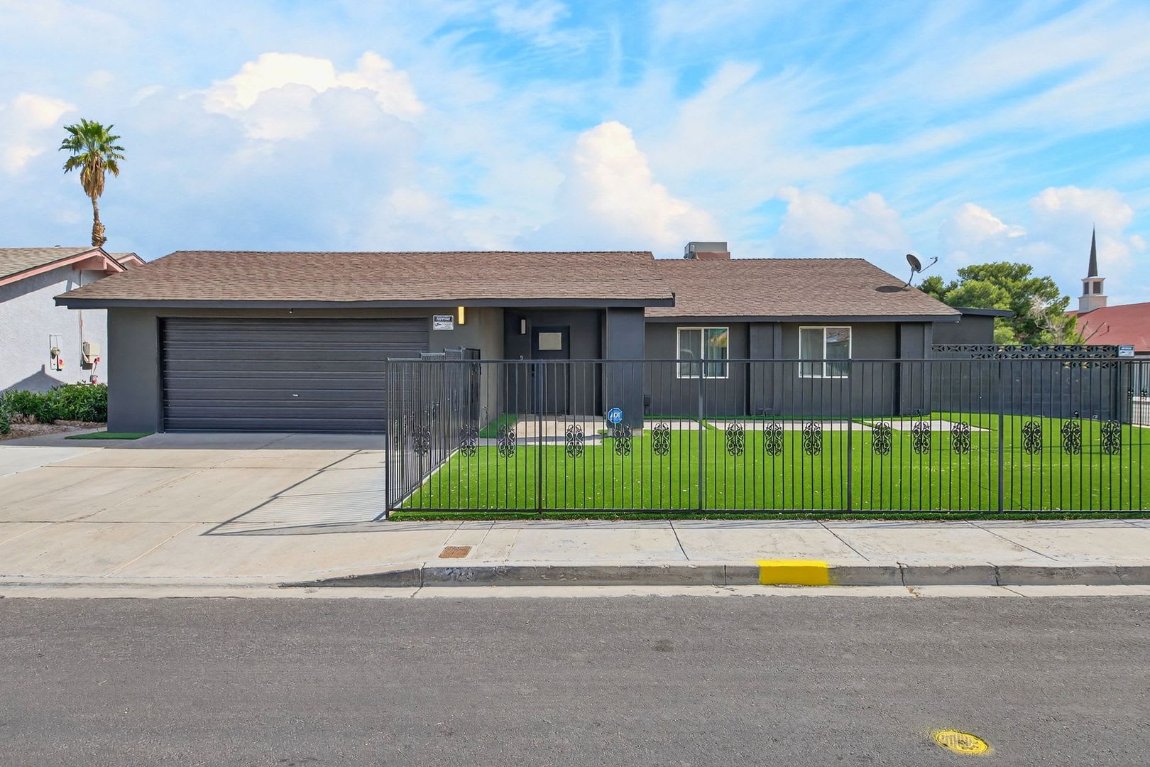 NEWLY RENOVATED SINGLE-STORY HOME LOCATED IN LAS VEGAS – photo 1