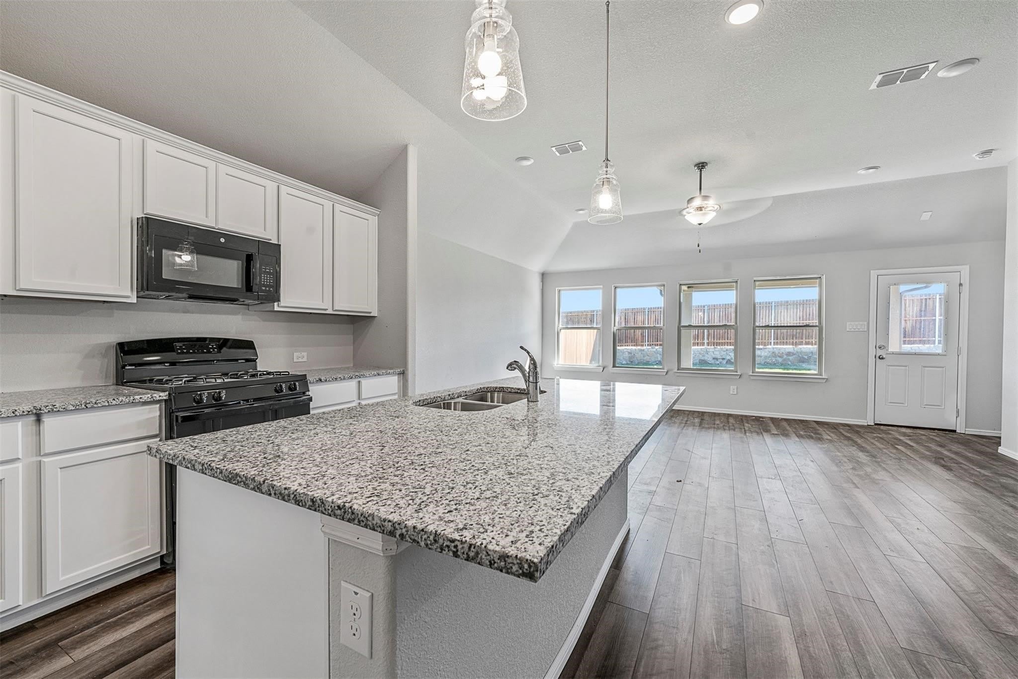 1944 Javelina Street – photo 4
