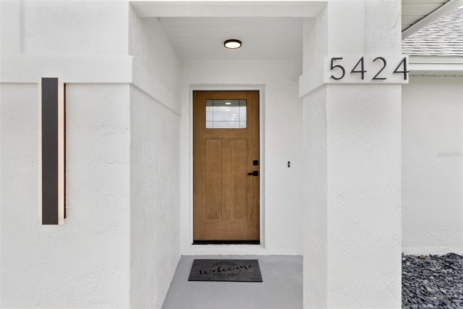 5424 LOMA VISTA Drive E – photo 3