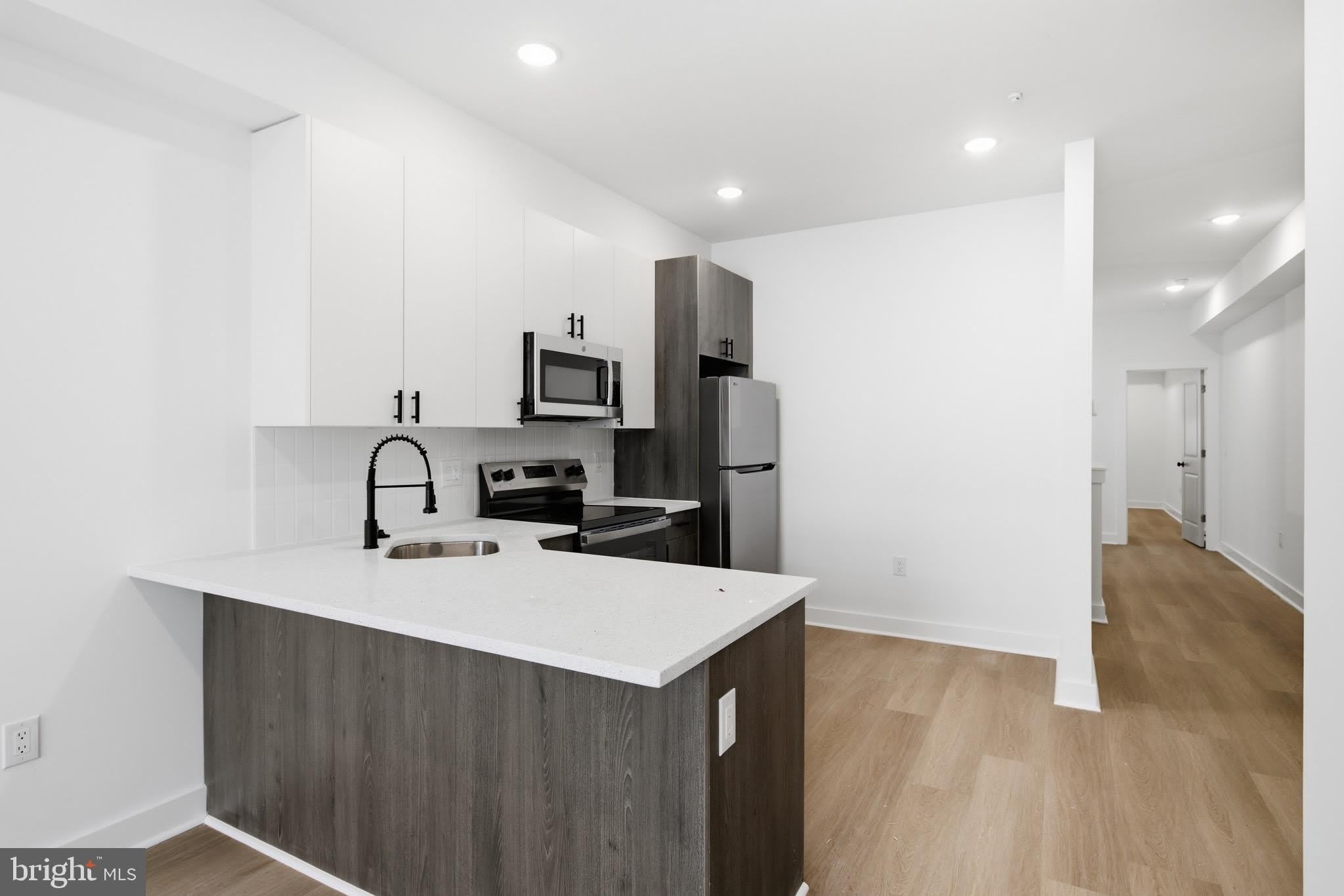 2251 N 12TH Street – photo 1