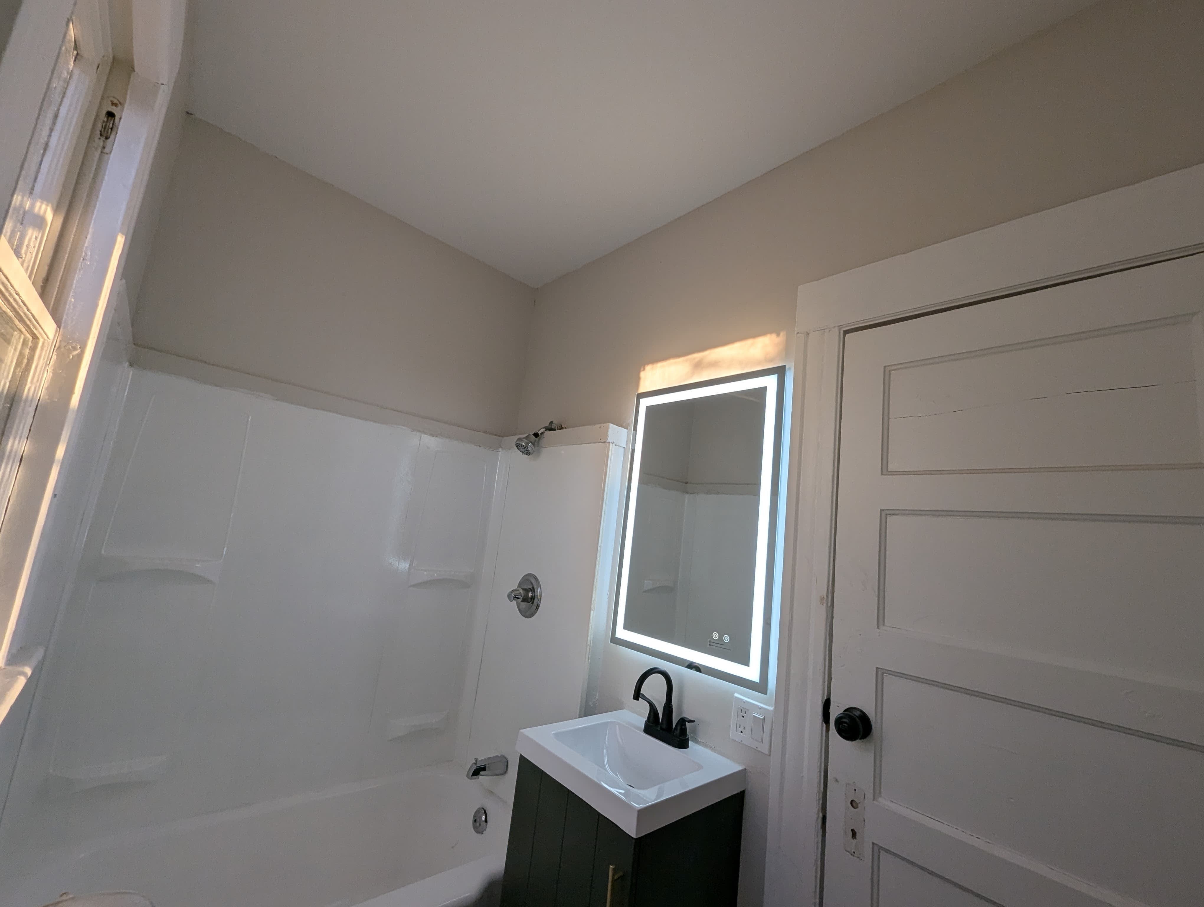 184 Buckingham Street – photo 3