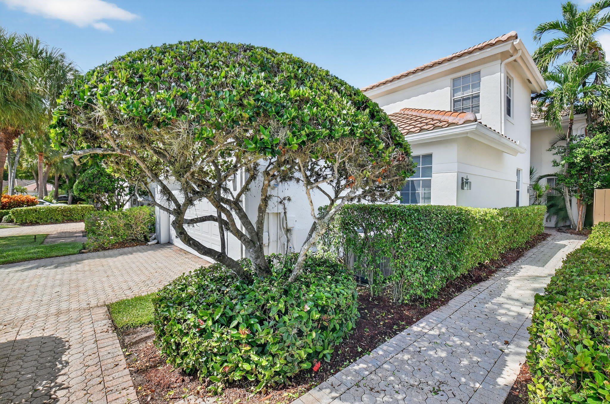 6657 NW 25th Way – photo 4