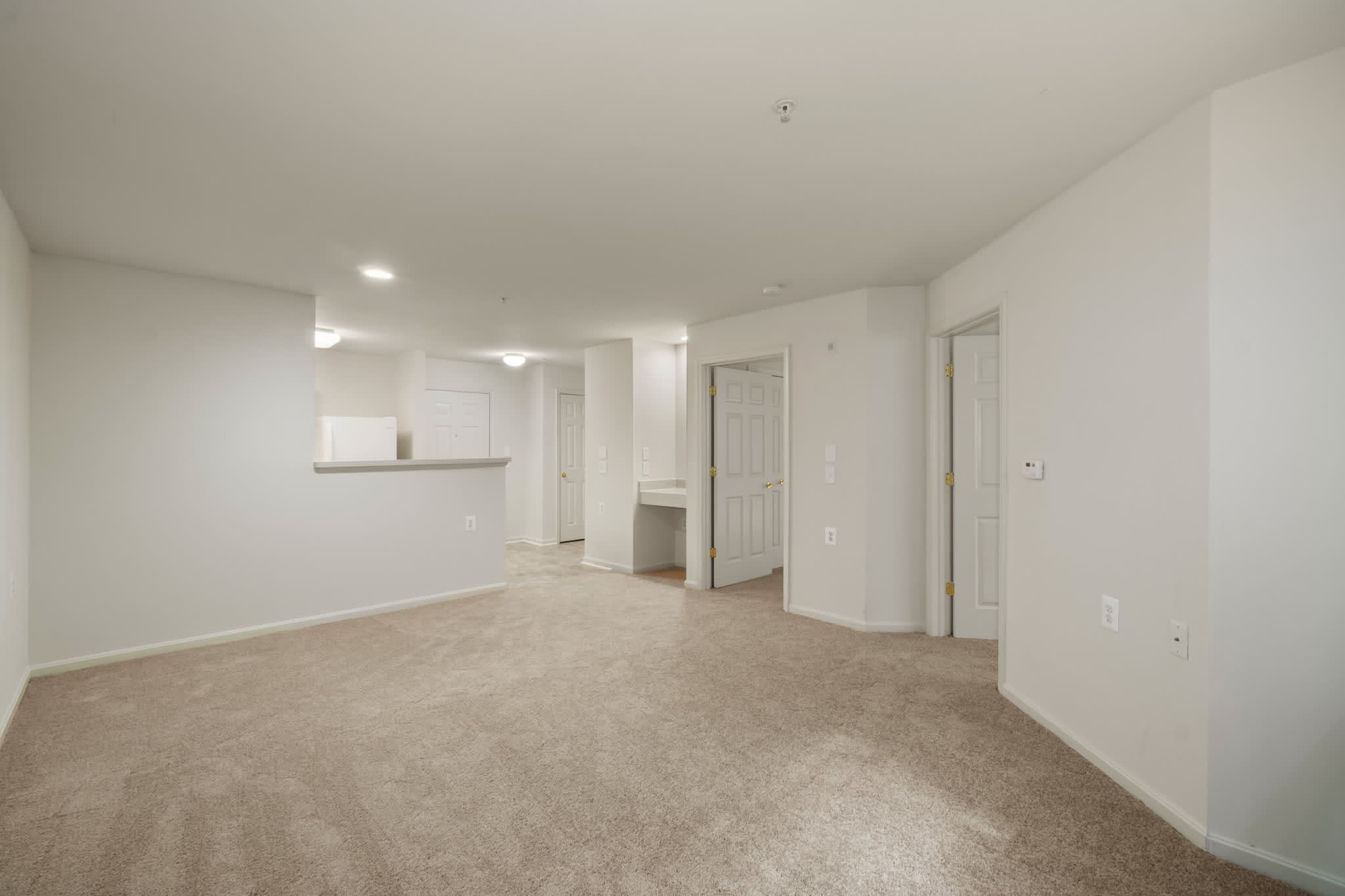 River Point Apartments – photo 2
