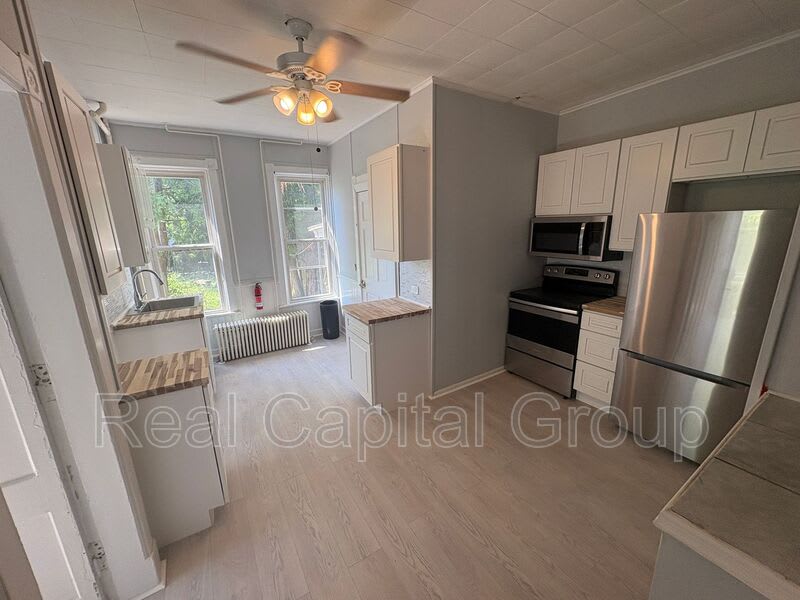1213 Jacob St. – photo 4