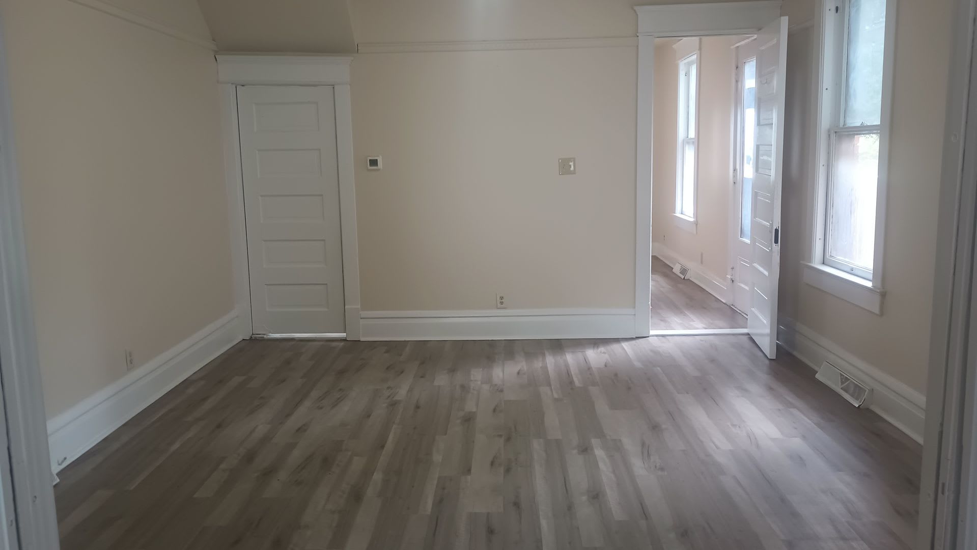 Welcome to Mt Vernon Road Duplex – photo 4