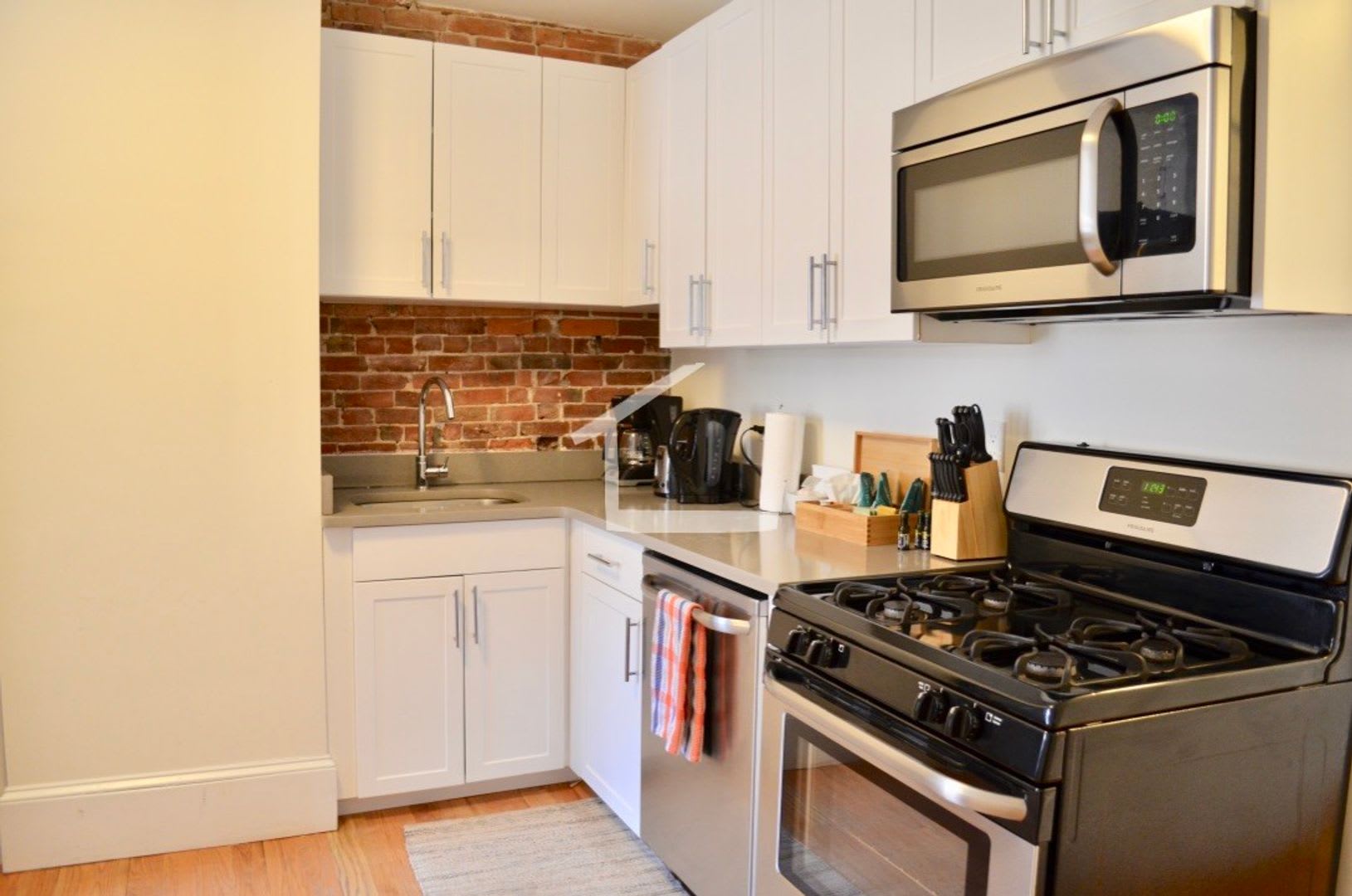 2 Bedroom – photo 5