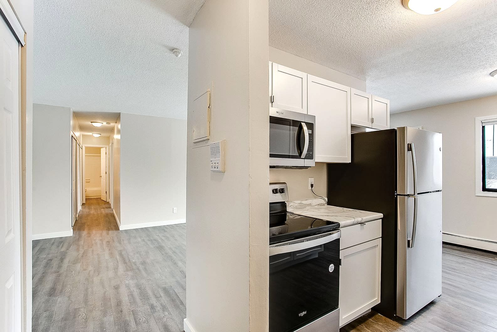 8070 Northeast Central Avenue – photo 3