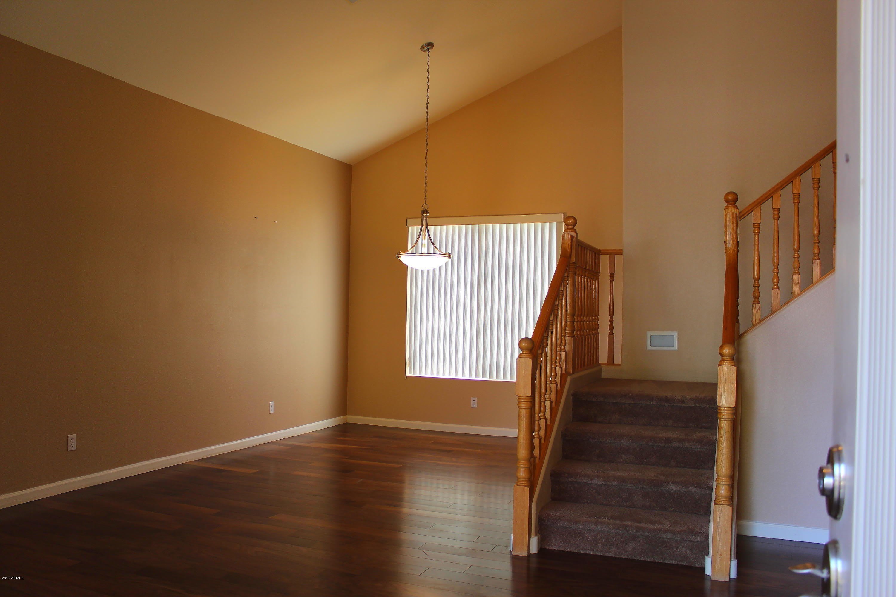 5435 W BUFFALO Street – photo 2