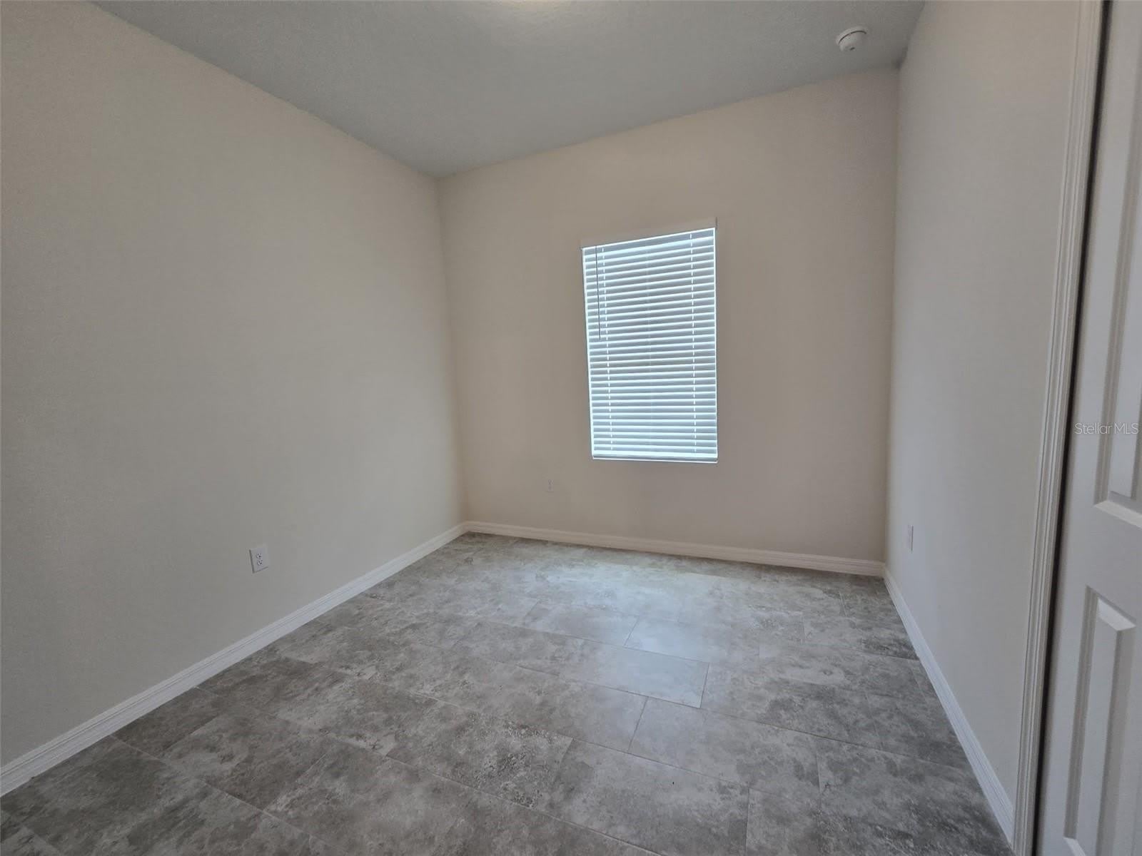 2025 DUNBAR ST – photo 5