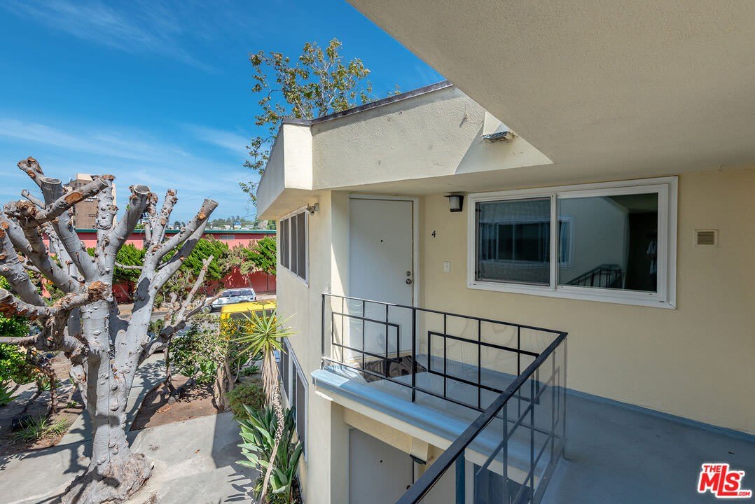8401 Tuscany Ave – photo 4