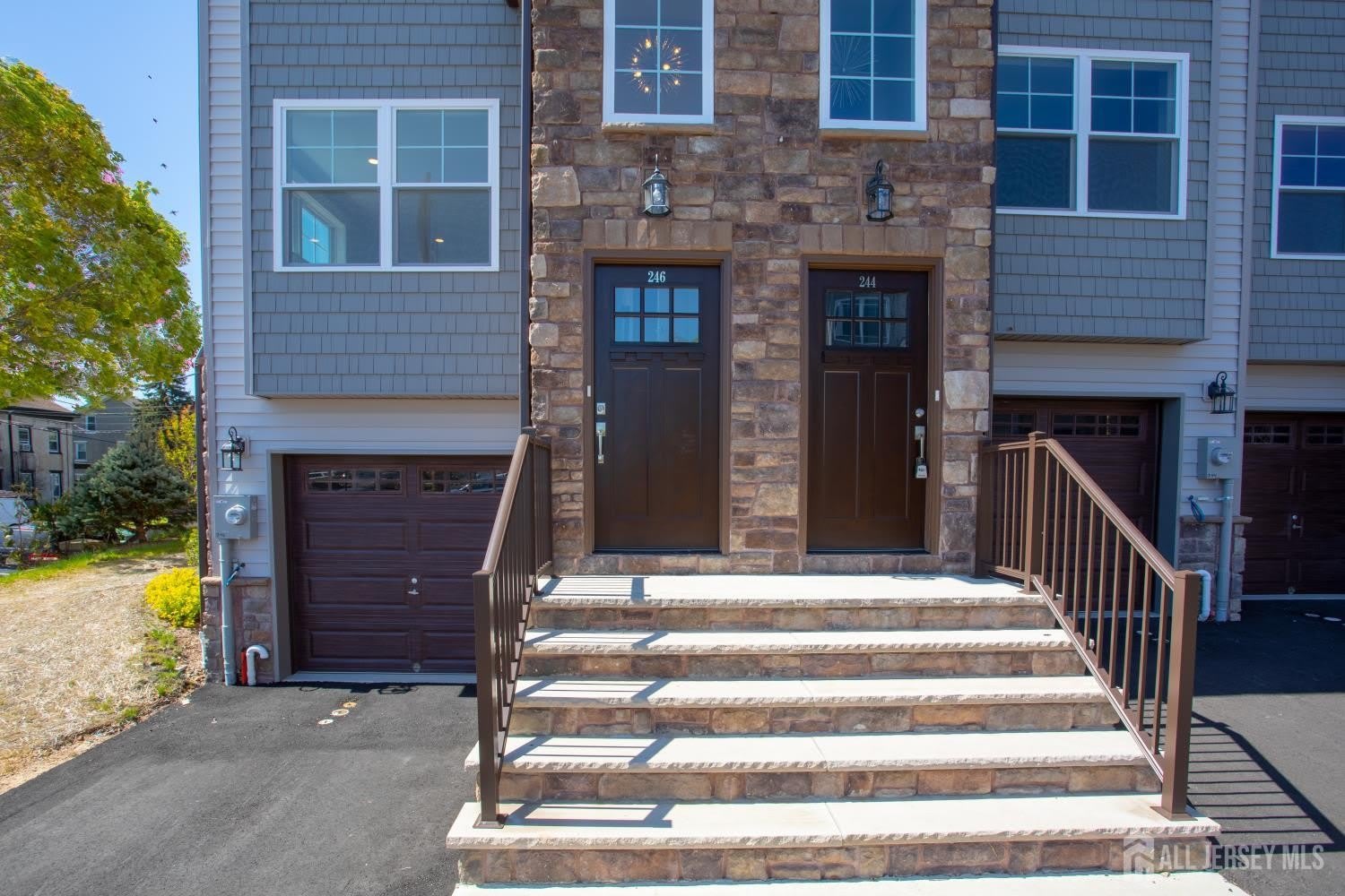 246 Main Street – photo 2