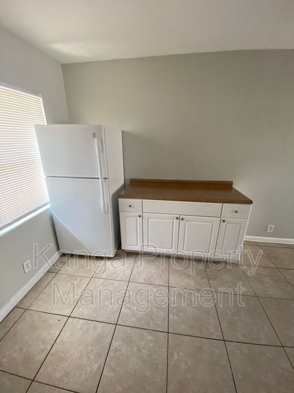 3716 Henry Ave – photo 5