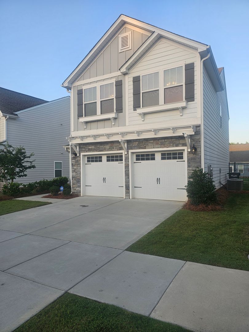 Attractive home in Monroe! LOFT!! Fenced yard!!! – photo 2