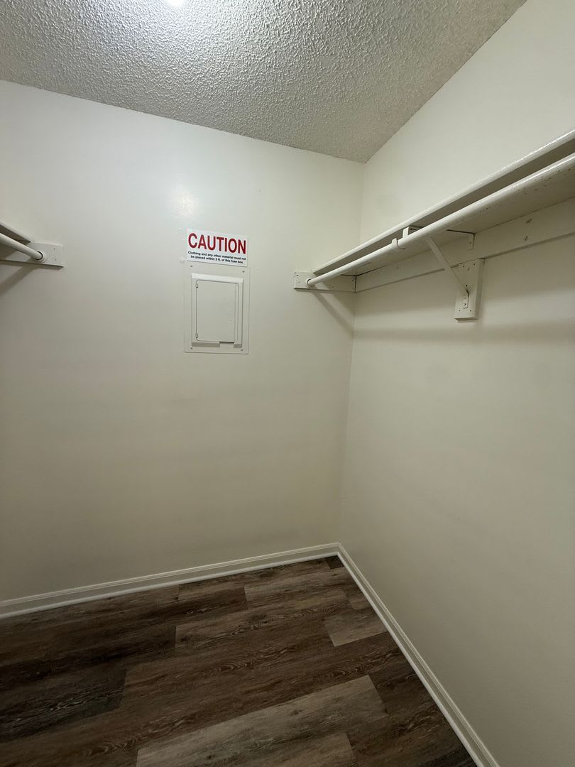 Coming Soon! Cozy 2-Bedroom Duplex — Quiet Small-Town Living at an Affordable Price! – photo 4