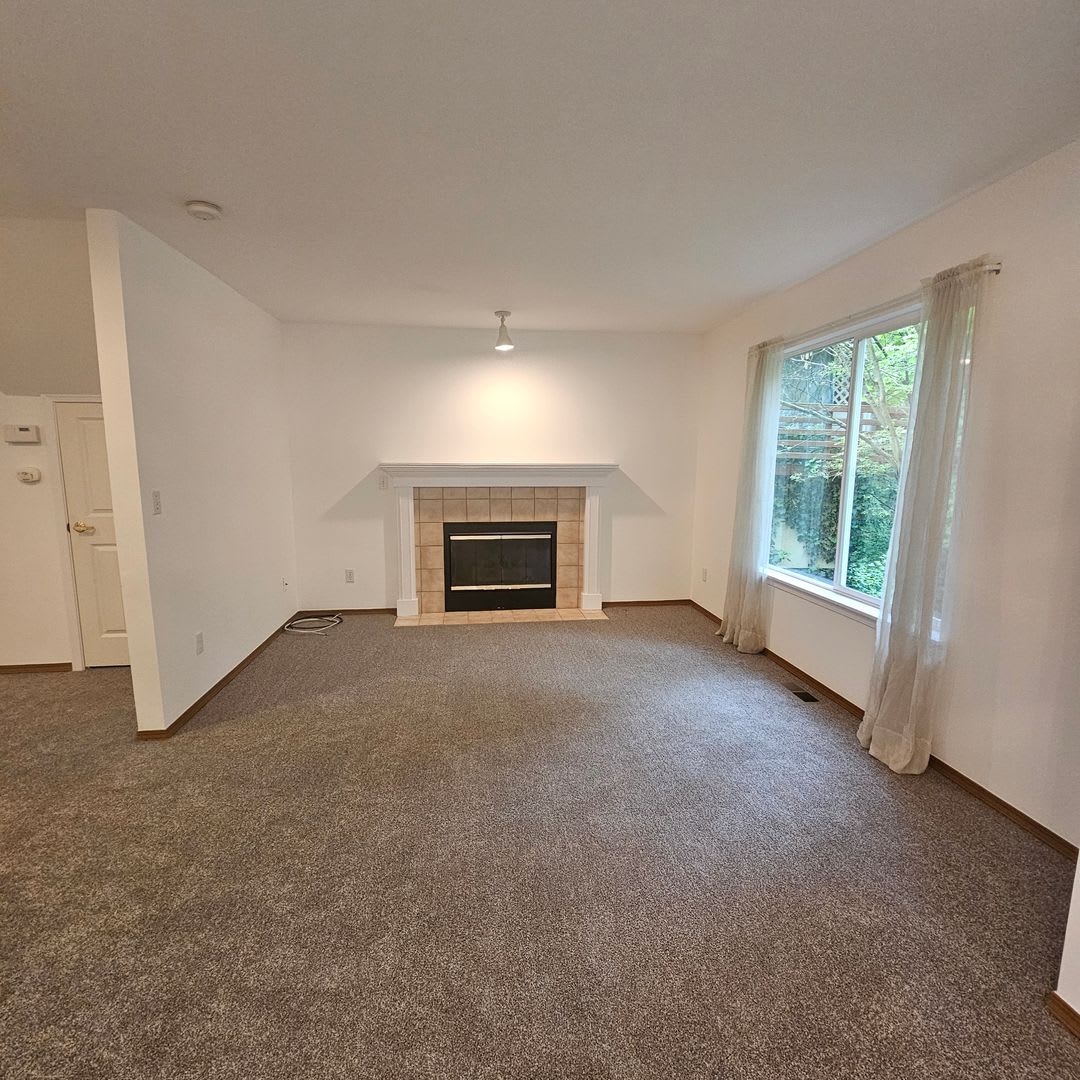 Beautiful CK School District Home Backing to Greenbelt – Pets Negotiable! – photo 2