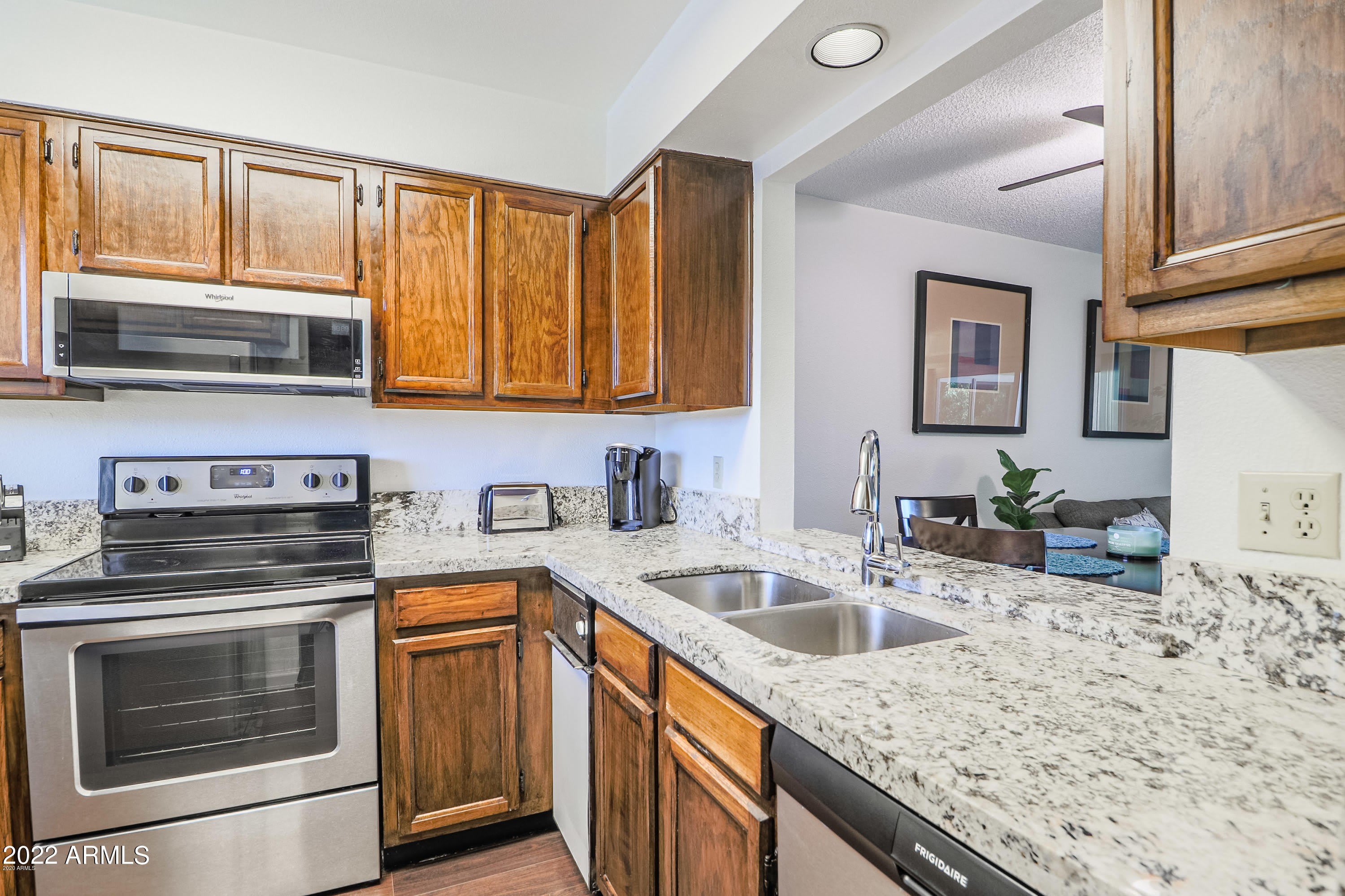 7474 E EARLL Drive – photo 5