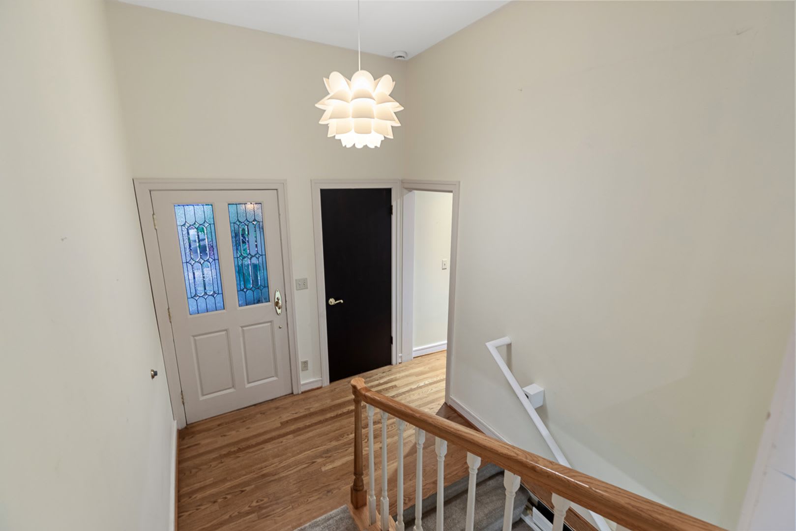 4-bedroom 2.5 bathroom – photo 4