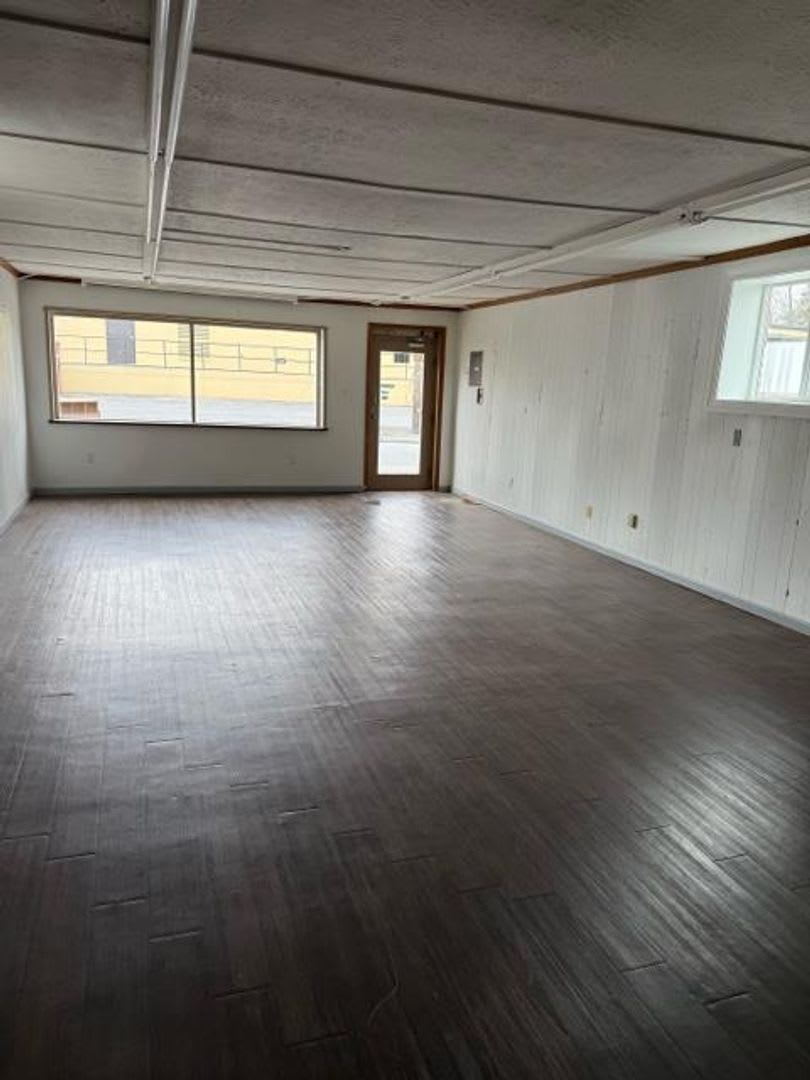 502 Hoover St – photo 2