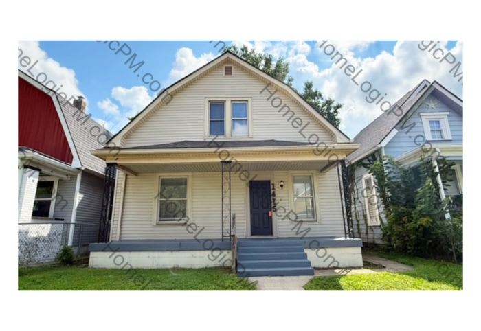 1415 Leonard Street – photo 1