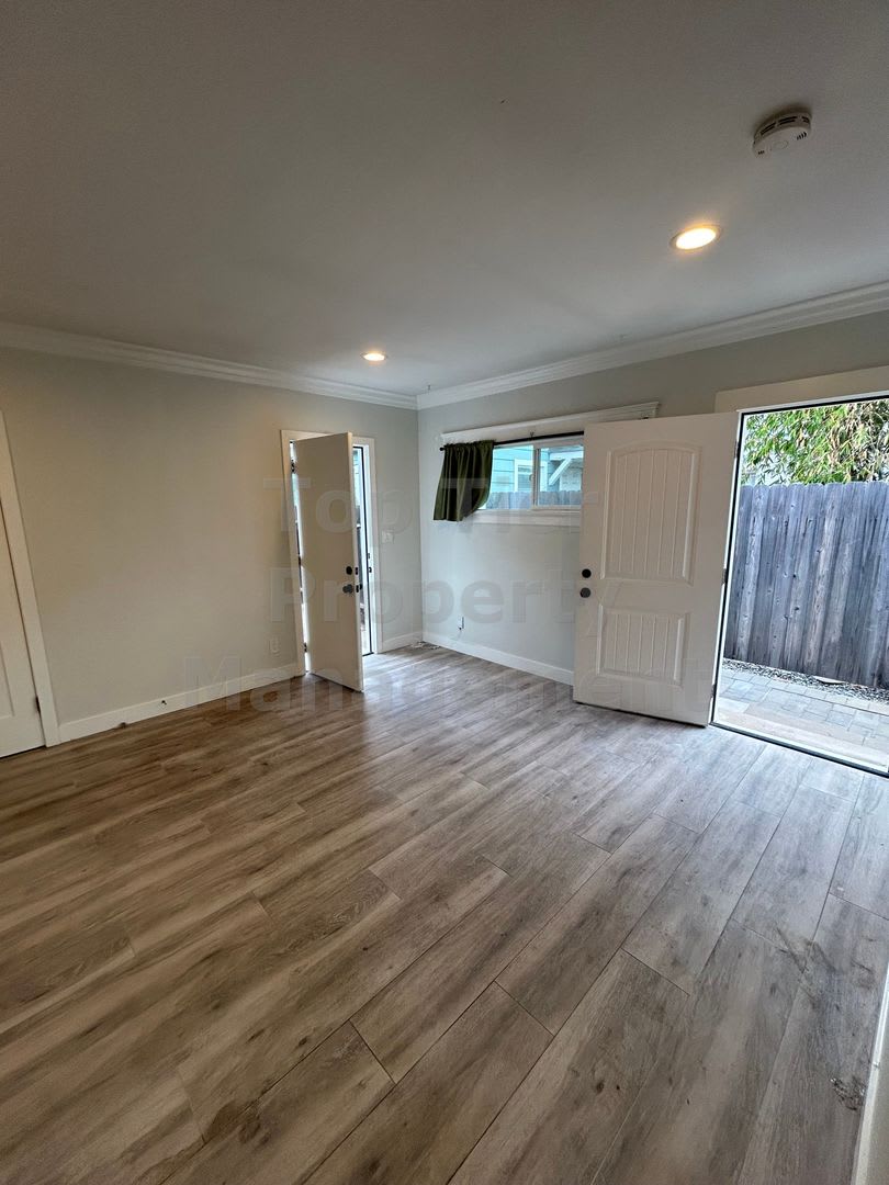 ***Charming Studio Cottage in South Park – photo 4
