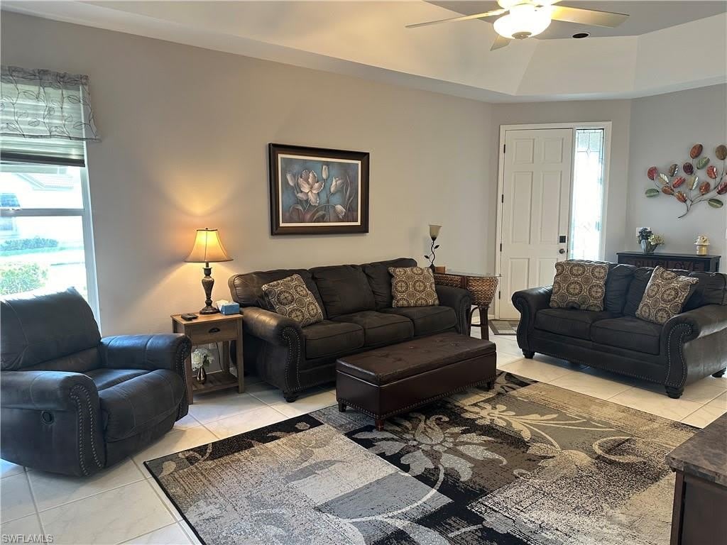 8564 Fairway Bend – photo 5