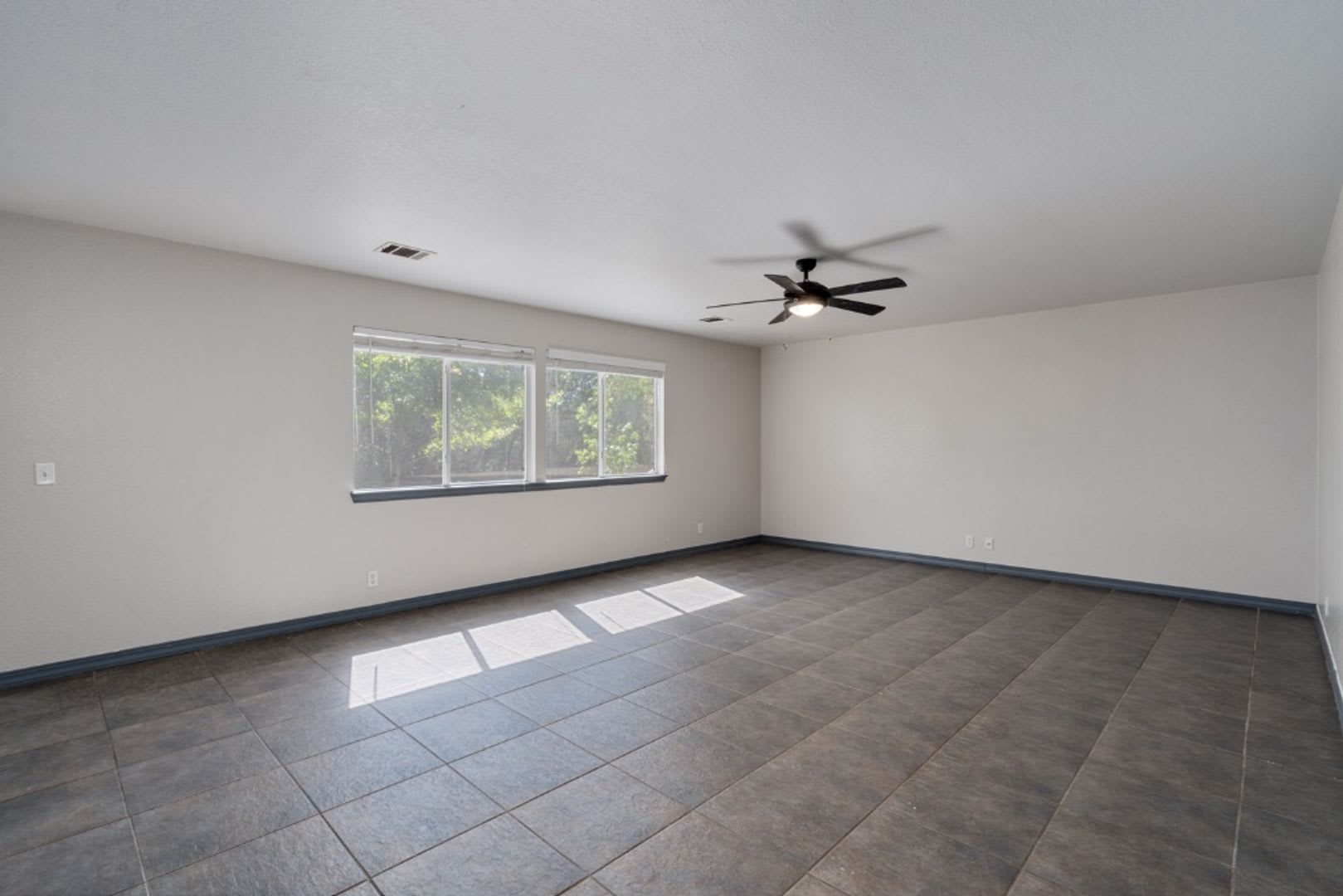 8001 Brienne Dr, Round Rock, Texas 78681 – photo 5