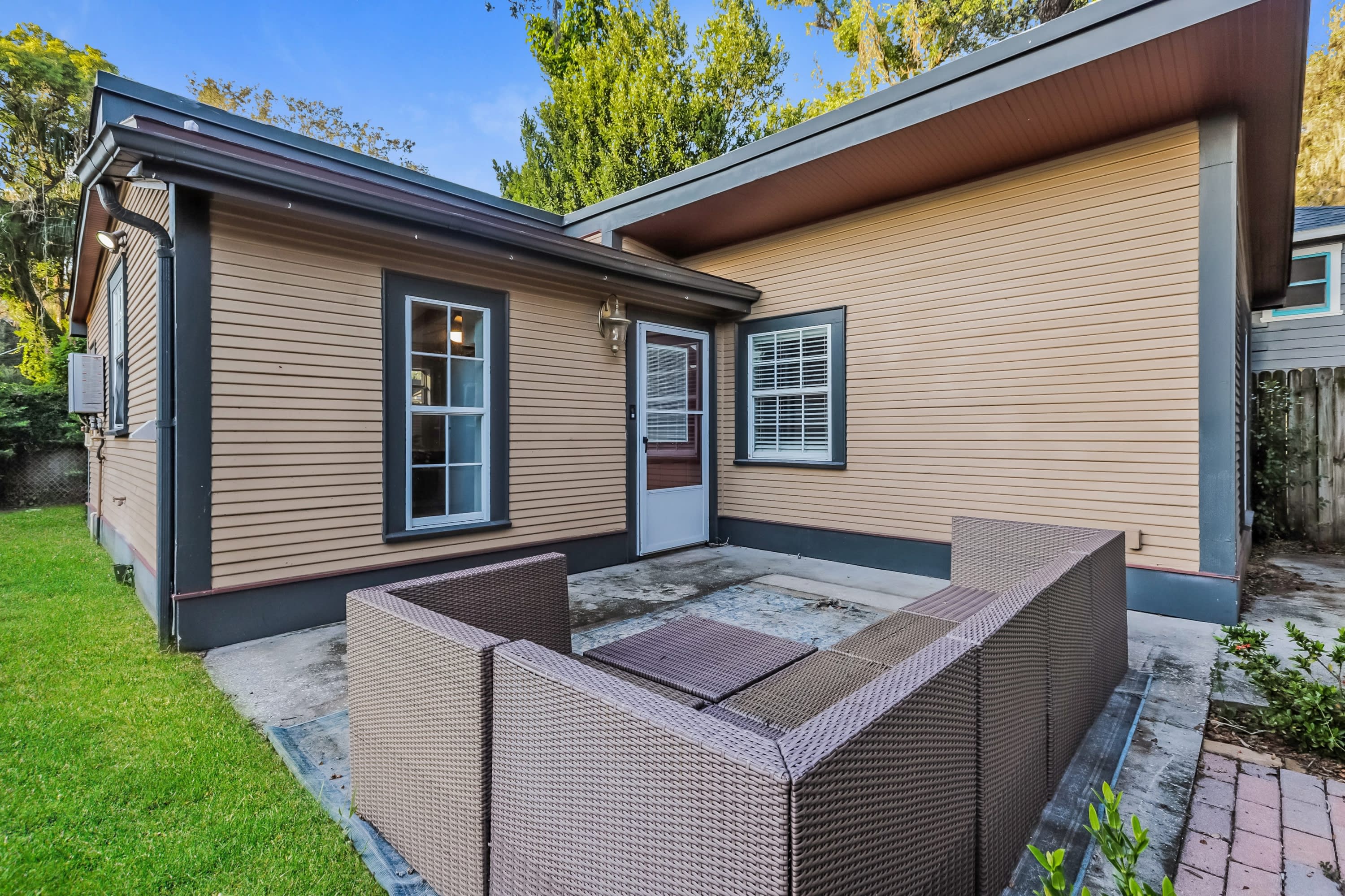 927 East Shadowlawn AvenueB – photo 4