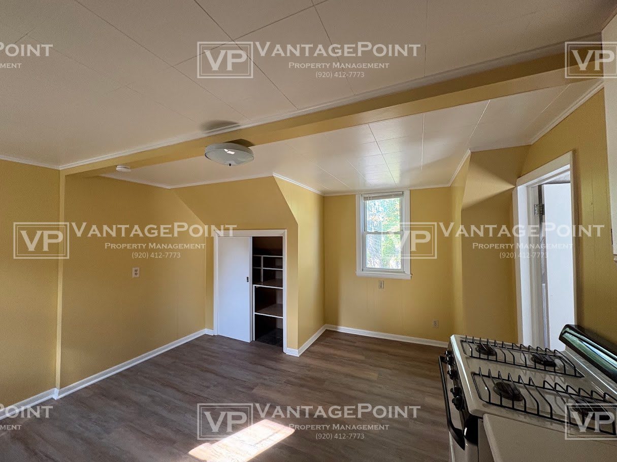 1034 1/2 Josephine Street – photo 3