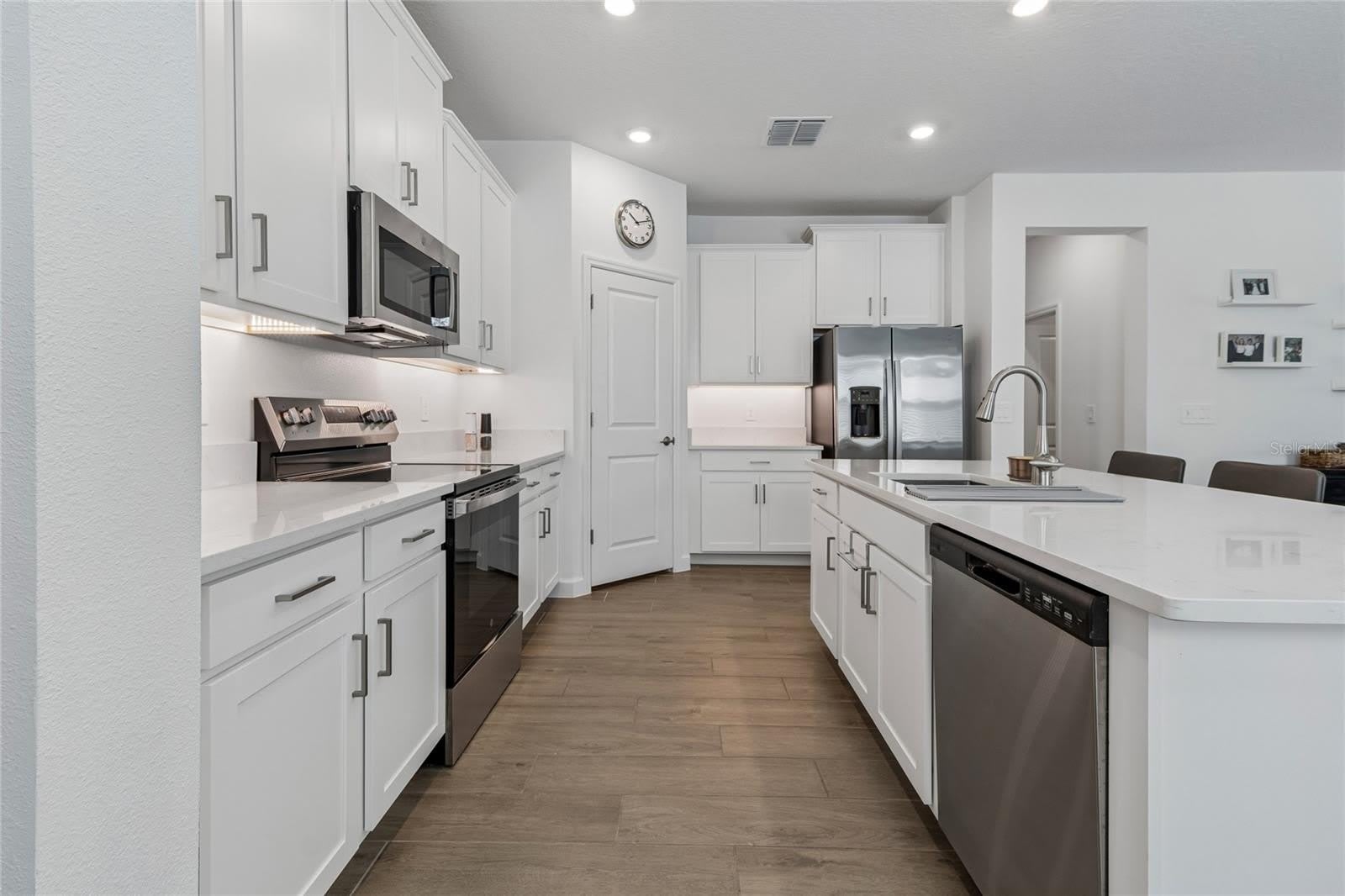31735 GRIFFIN SANDS Lane – photo 2