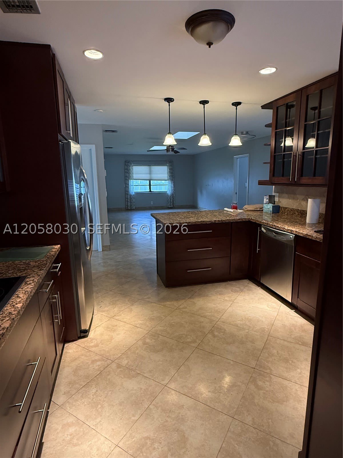 1560 NW 12th Way – photo 2