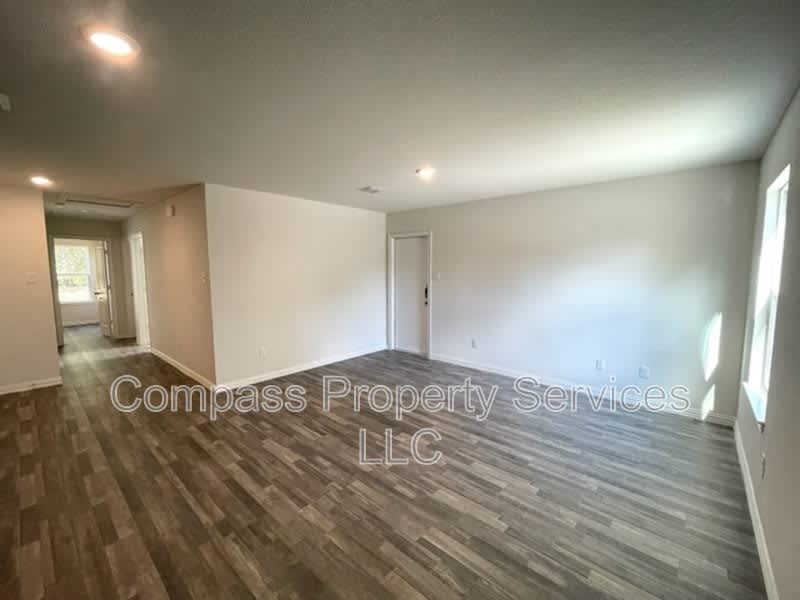 1114B Chestnut – photo 5