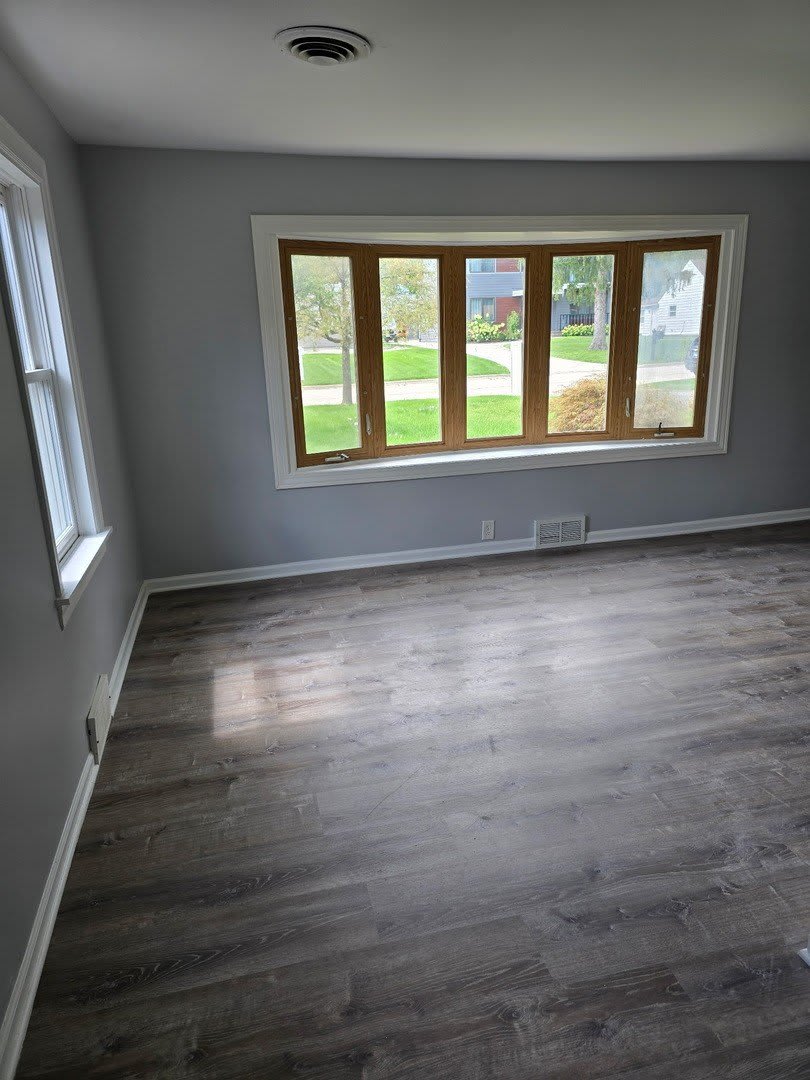 371 N La Londe Avenue – photo 3