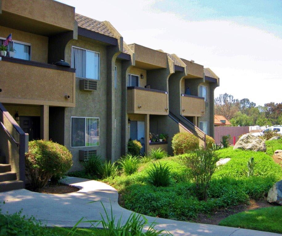 Scripps Poway Villas – photo 3