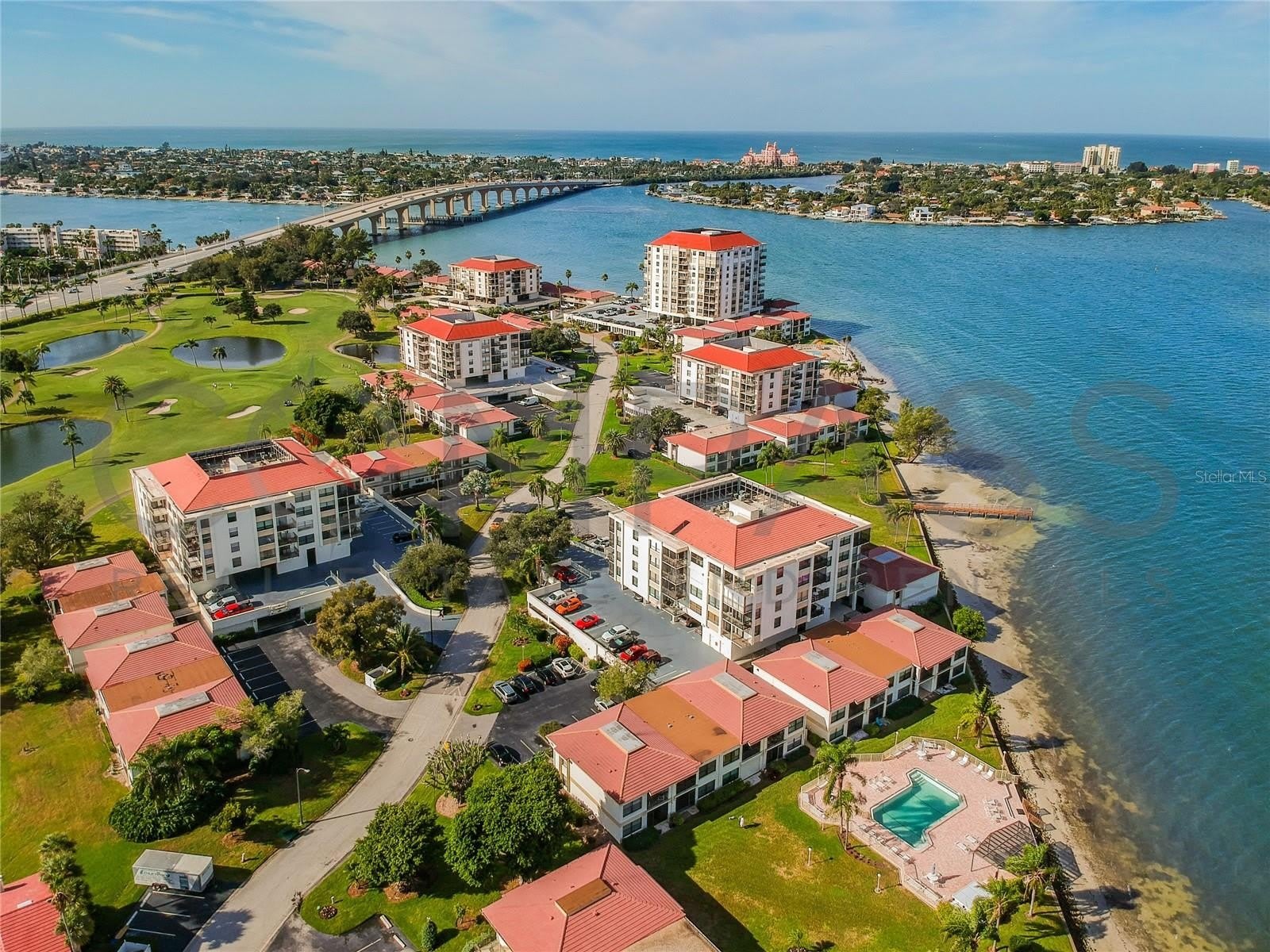 6177 SUN Boulevard – photo 3