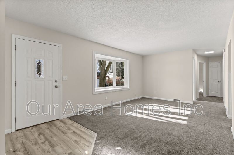 14169 68th Place N – photo 3