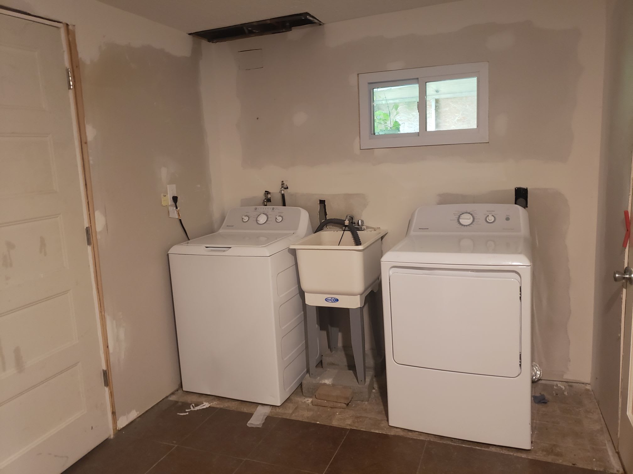 110 Lee Street – photo 5