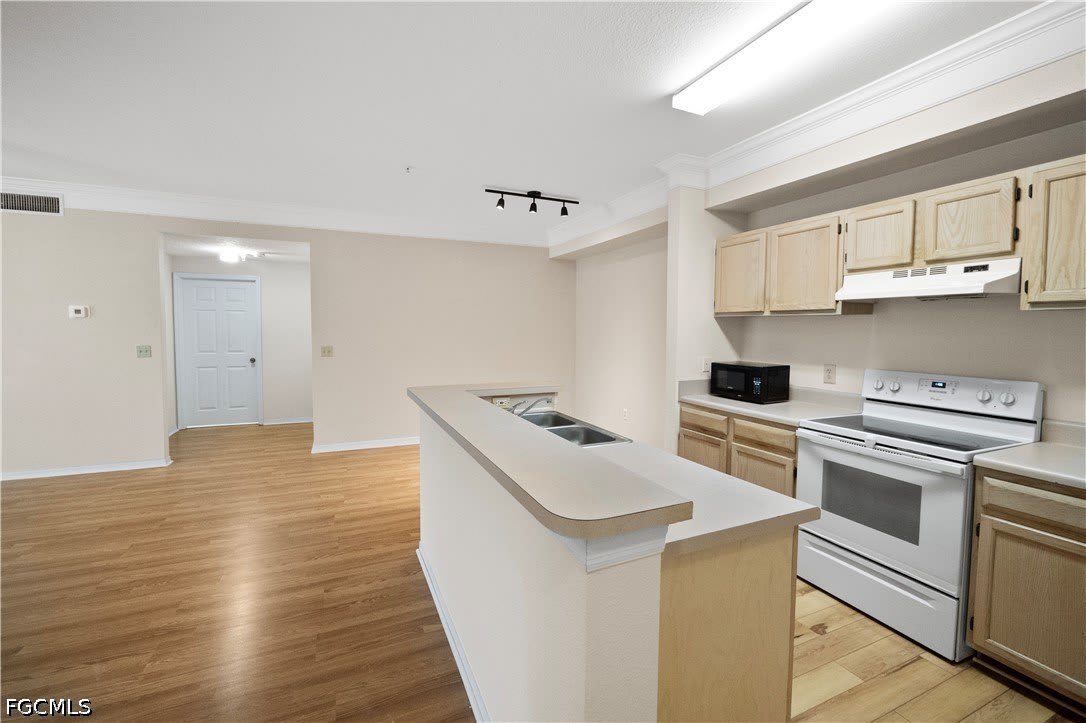 11510 Villa Grand – photo 5