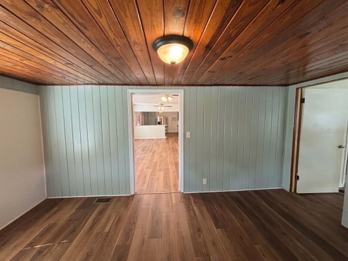 320 W BULLARD Avenue – photo 3