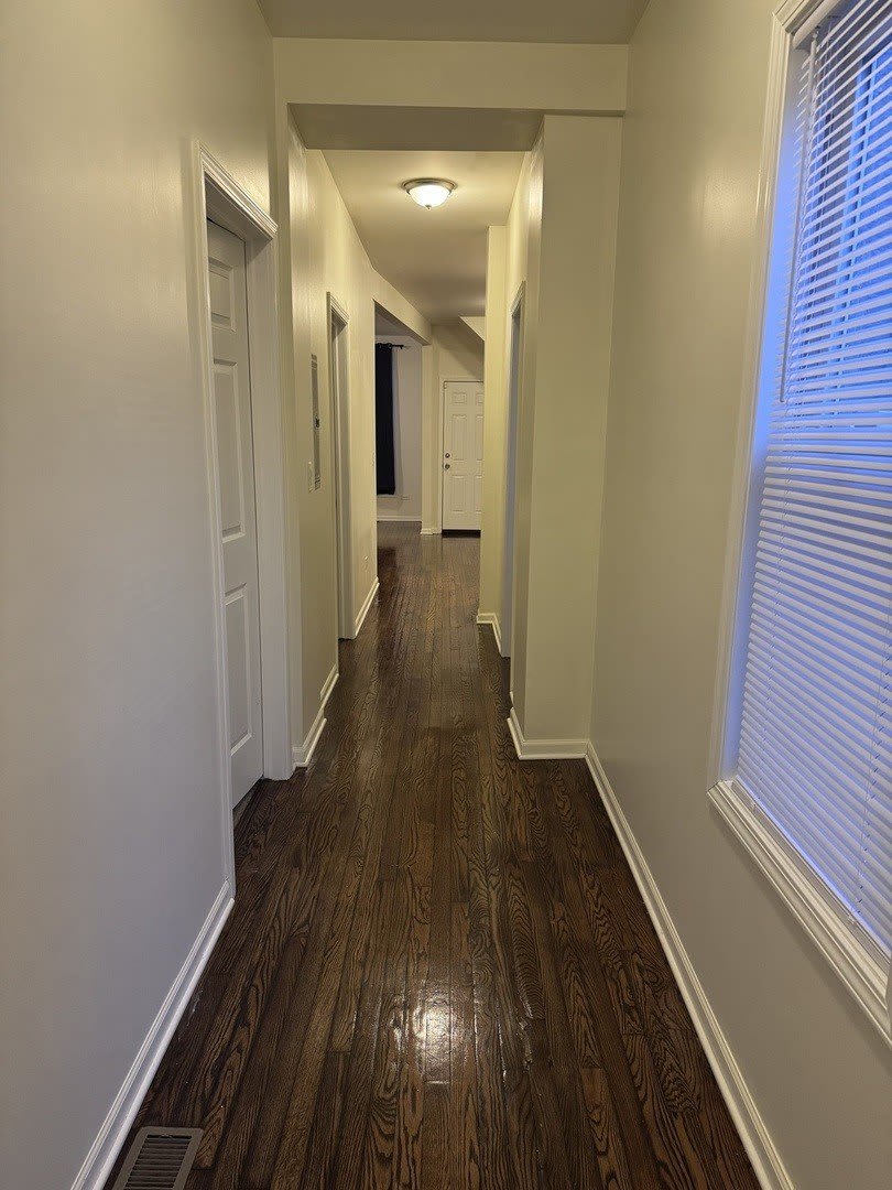 1251 N Springfield Avenue – photo 4