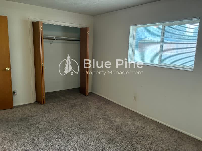 1680 Calkins Avenue – photo 5