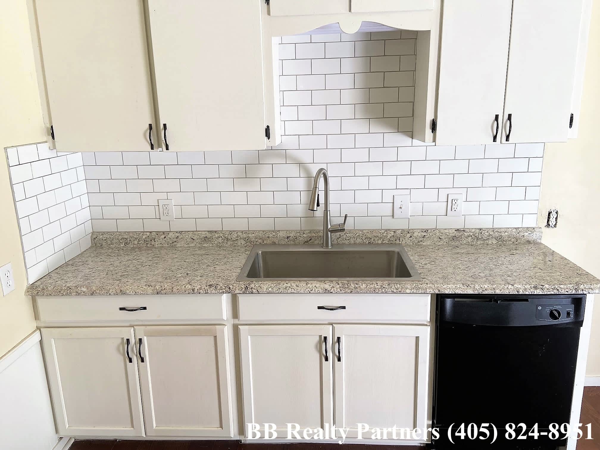 3528 E 29th St – photo 5