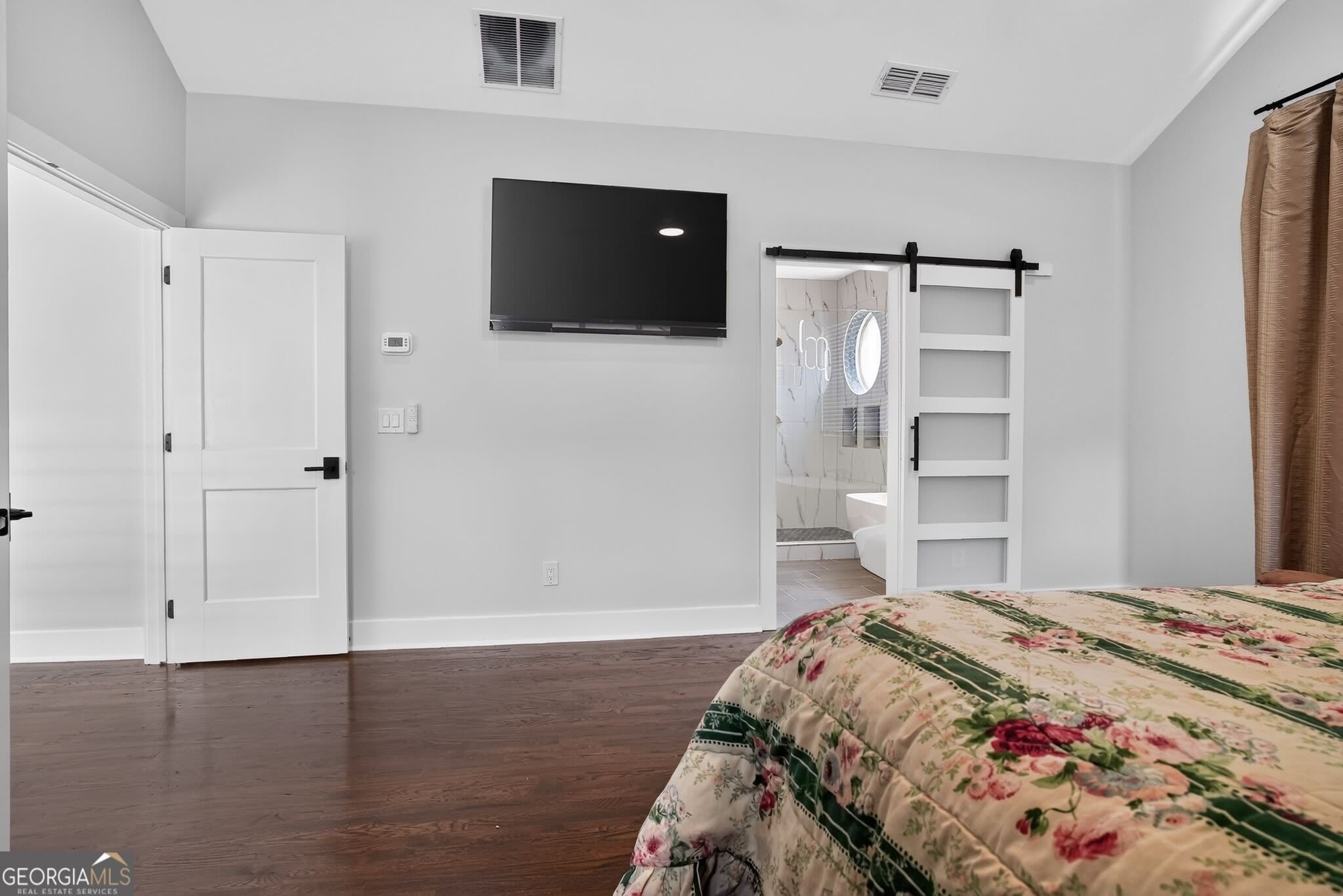 2877 Alexa Avenue SE – photo 4