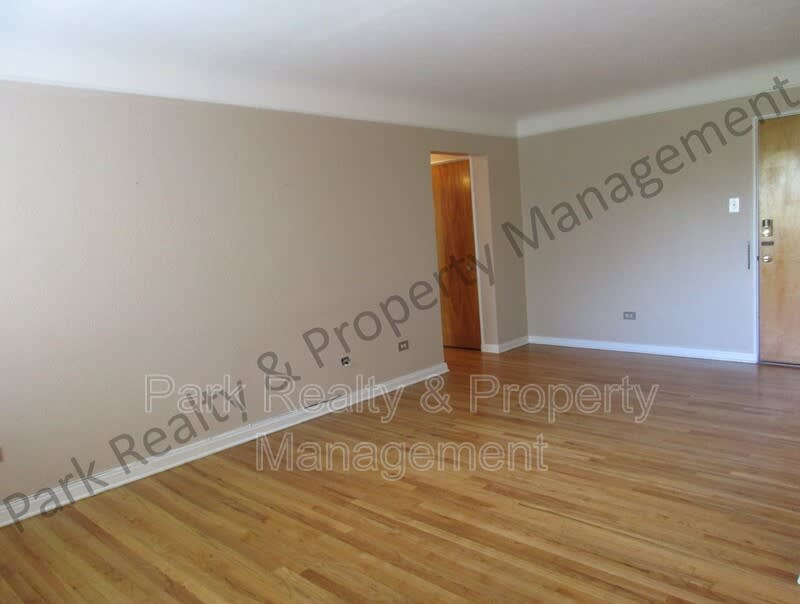 733 E 2Nd Ave 304 – photo 5