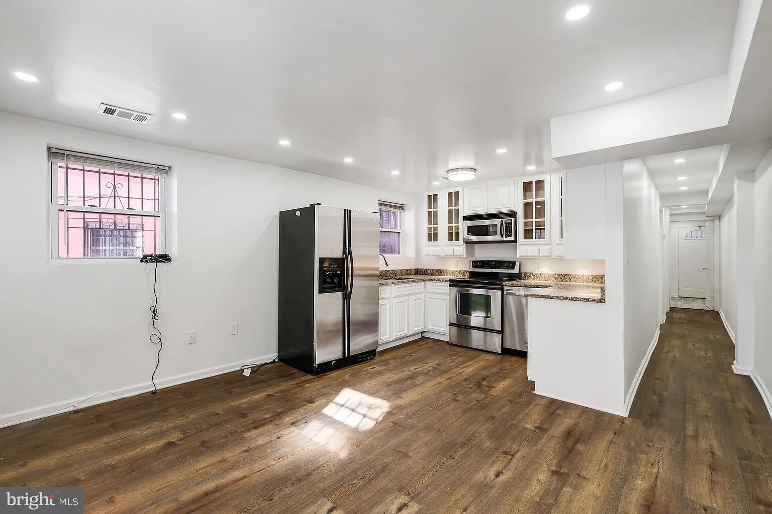 1377 QUINCY Street NW – photo 3