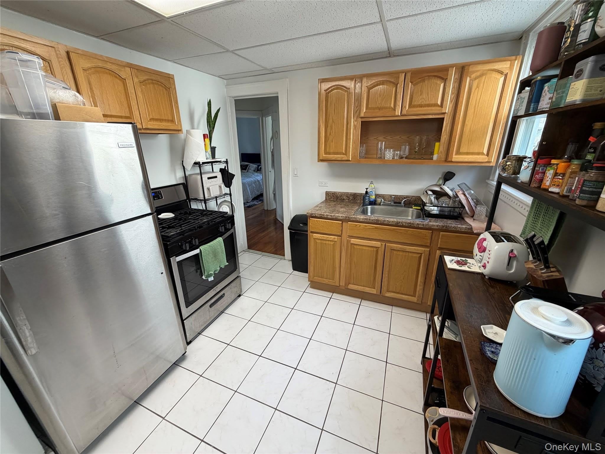 527 W Beech Street – photo 3