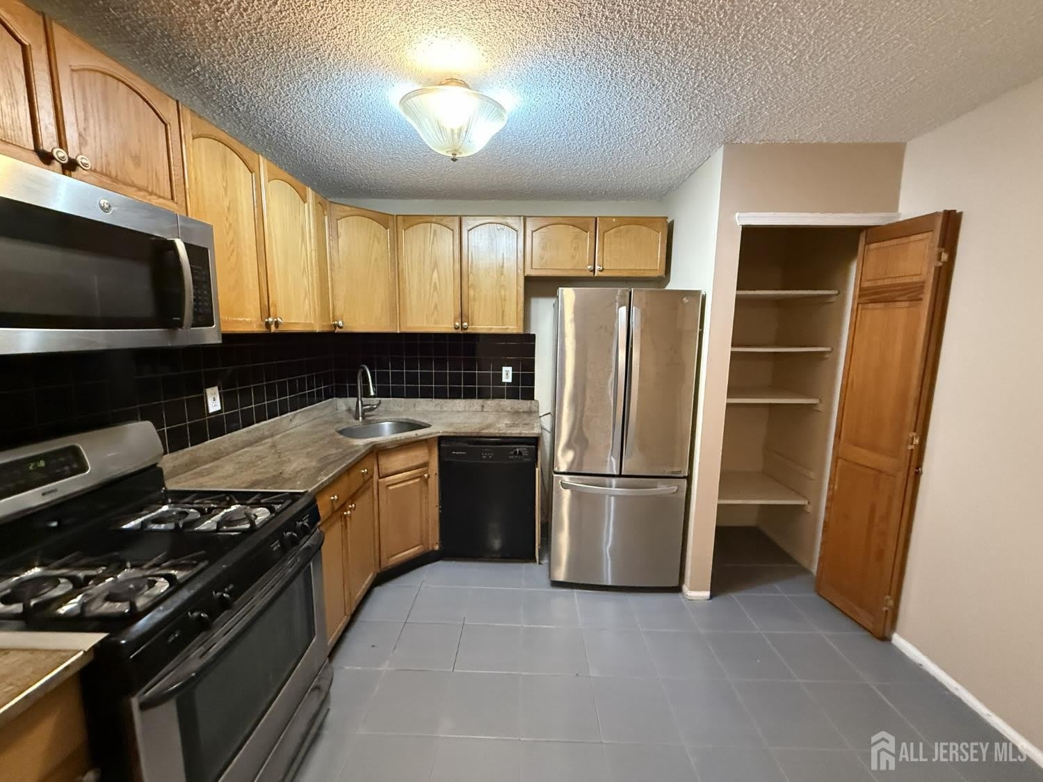 61 Brighton Way – photo 5